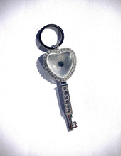 Load image into Gallery viewer, Keychain / Zipper Pull Flower Heart Creations
